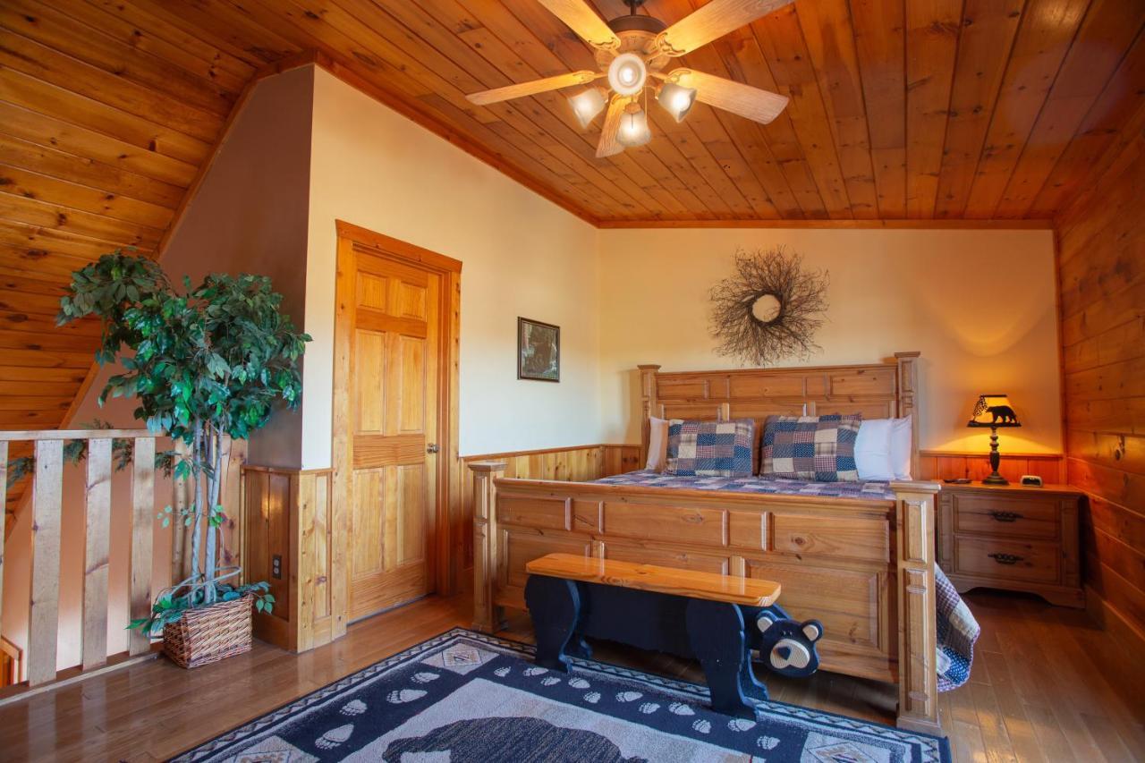 Villa Bear Claw - Bear Claw Retreat In Pigeon Forge! Exterior foto